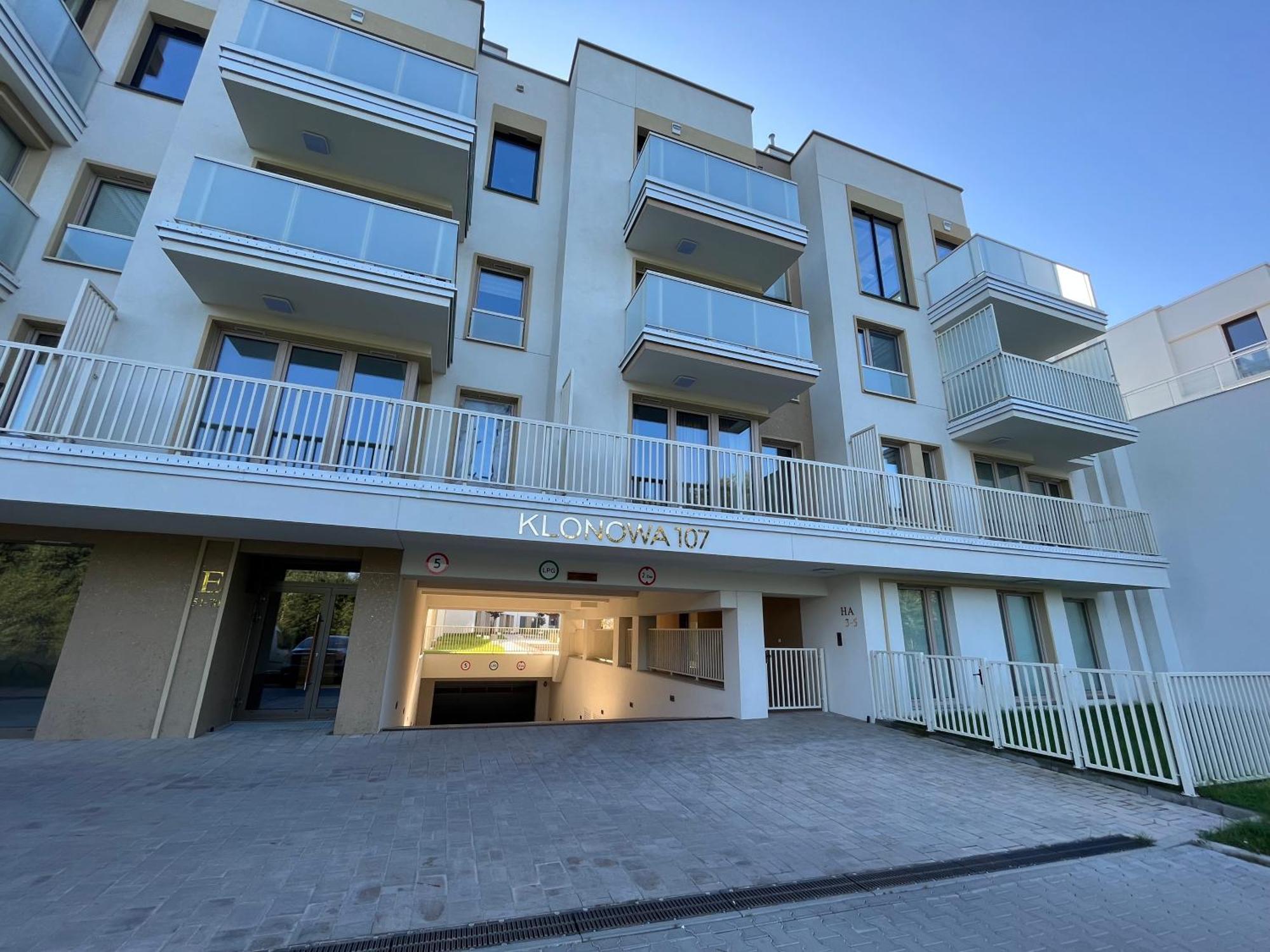 Apartament Nova Klonova Porto Kielce Exterior foto